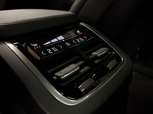 Volvo  XC90 T8 AWD Recharge Ultra Bright Stoelventilatie | All Season Banden | Head-Up Display | 455pk | Harm... ActivLease financial lease
