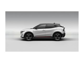 Alfa Romeo Junior Ibrida Speciale Automaat