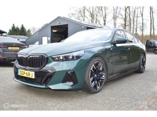 BMW 5 Serie M550e xDrive