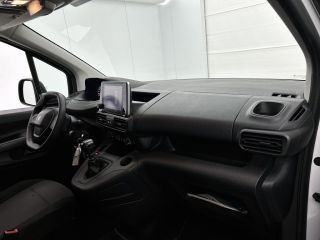 Peugeot Partner 1.2 Benzine 111PK Euro6 *Distributie bij 66Dkm.vervangen* Premium / Airco / Navigatie / Schuifdeu...