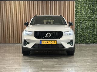 Volvo  XC40 B4 Plus Dark Trekhaak | Harman Kardon | Bestuurdersstoel elektrisch geheugen | Stoel en Stuurwiel...