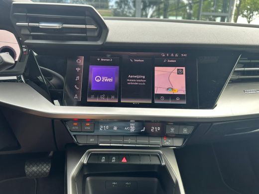 Audi A3 Sportback 30 TFSI Business edition Automaat/VTcockpit/Trekhaak/Led/Cruise/PDC ActivLease financial lease