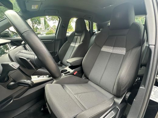 Audi A3 Sportback 30 TFSI Business edition Automaat/VTcockpit/Trekhaak/Led/Cruise/PDC ActivLease financial lease