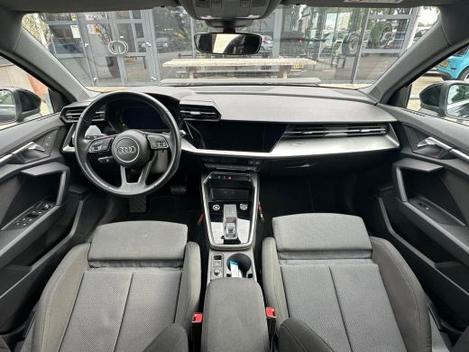 Audi A3 Sportback 30 TFSI Business edition Automaat/VTcockpit/Trekhaak/Led/Cruise/PDC ActivLease financial lease