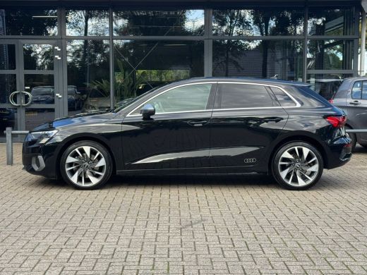 Audi A3 Sportback 30 TFSI edition one LED/Virtual/Sportstoelen/Clima/Navi/Cruise ActivLease financial lease