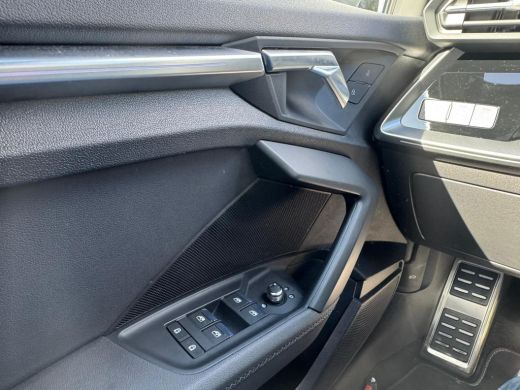 Audi A3 Sportback 30 TFSI edition one LED/Virtual/Sportstoelen/Clima/Navi/Cruise ActivLease financial lease