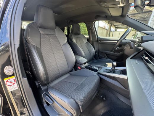 Audi A3 Sportback 30 TFSI edition one LED/Virtual/Sportstoelen/Clima/Navi/Cruise ActivLease financial lease