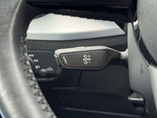 Audi Q2 30 TFSI epic Navigatie/Climate control/Cruise/LM-Velgen/Audio ActivLease financial lease