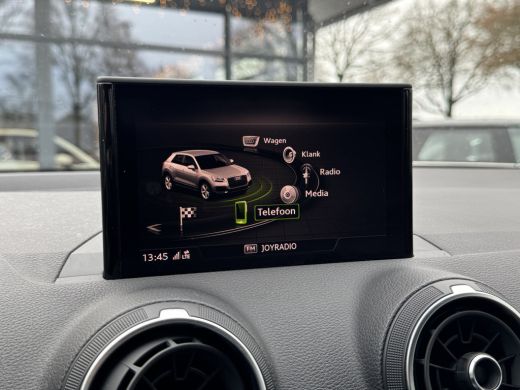 Audi Q2 30 TFSI epic Navigatie/Climate control/Cruise/LM-Velgen/Audio ActivLease financial lease