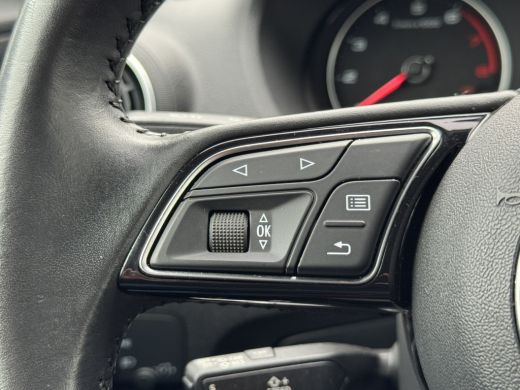 Audi Q2 30 TFSI epic Navigatie/Climate control/Cruise/LM-Velgen/Audio ActivLease financial lease