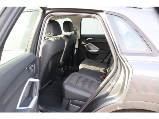 Audi Q3 45 TFSI e PHEV S-line Carplay-android/Camera/Memory-stoel/Stoelverwarming/Keyfree/Full-LED ActivLease financial lease