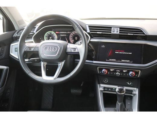 Audi Q3 45 TFSI e PHEV S-line Carplay-android/Camera/Memory-stoel/Stoelverwarming/Keyfree/Full-LED ActivLease financial lease
