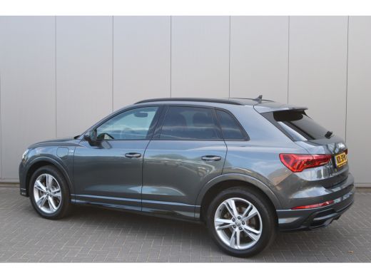 Audi Q3 45 TFSI e PHEV S-line Carplay-android/Camera/Memory-stoel/Stoelverwarming/Keyfree/Full-LED ActivLease financial lease