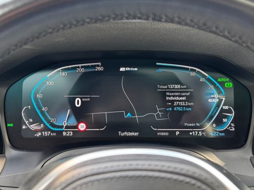 BMW 3 Serie Touring 330e High Executiv M-pakket/Panoramadak/Navigatie/Leder ActivLease financial lease