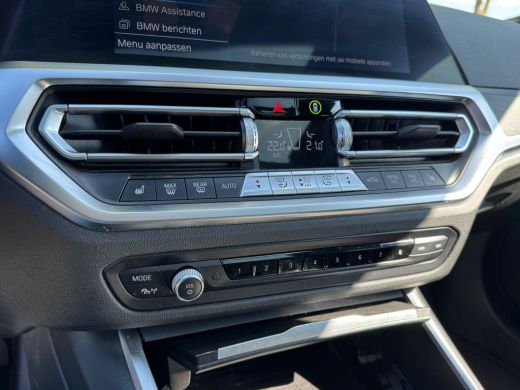 BMW 3 Serie Touring 330e High Executiv M-pakket/Panoramadak/Navigatie/Leder ActivLease financial lease