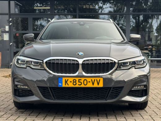 BMW 3 Serie Touring 330e High Executiv M-pakket/Panoramadak/Navigatie/Leder ActivLease financial lease