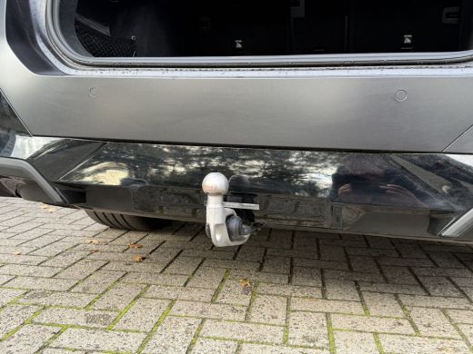 BMW 5 Serie Touring 540d xDrive FULL OPTION Leer/Pano/Camera/Trekhaak/ 21 inch ActivLease financial lease