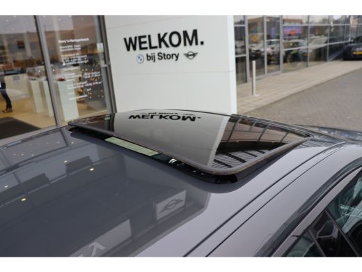 BMW i4 eDrive40 High Executive M Sport / Schuif-kanteldak / Trekhaak / Laserlight / Achteruitrijcamera /... ActivLease financial lease