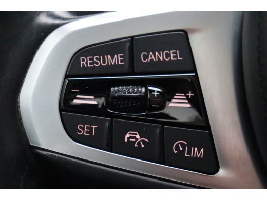 BMW i4 eDrive40 High Executive M Sport / Schuif-kanteldak / Trekhaak / Laserlight / Achteruitrijcamera /... ActivLease financial lease