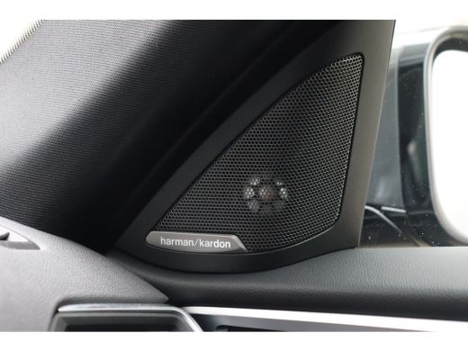 BMW i4 eDrive40 High Executive M Sport / Schuif-kanteldak / Trekhaak / Laserlight / Achteruitrijcamera /... ActivLease financial lease