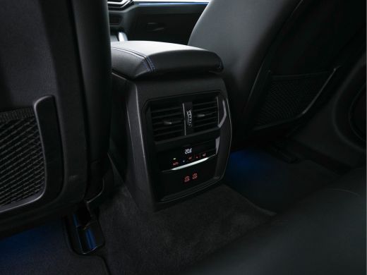 BMW i4 M50 M-Sportpack High Executive 84 kWh [ 3-Fase ] {SOH-97%} (INCL-BTW) *HEAD-UP | LASER-LED | LUXU... ActivLease financial lease