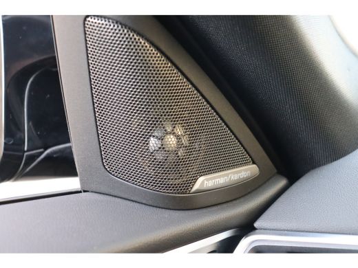 BMW i4 M50 High Executive / Sportstoelen / M Adaptief onderstel / Laserlight / Parking Assistant Plus / ... ActivLease financial lease