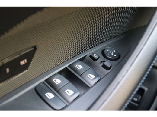 BMW i4 M50 High Executive / Sportstoelen / M Adaptief onderstel / Laserlight / Parking Assistant Plus / ... ActivLease financial lease