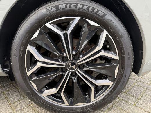 DS DS 4 225pk E-Tense Rivoli (Elektrisch Schuifdak - Elektrische Klep - Focal Electra - Adaptieve Cruise ... ActivLease financial lease