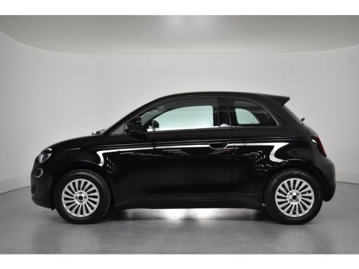 Fiat 500 Urban 42 kWh | 1e Eigenaar! | Navi By App | Clima | Cruise Control | DAB | Elektrische Ramen ActivLease financial lease