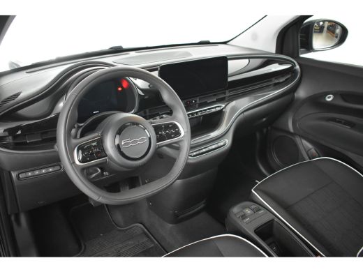 Fiat 500 Urban 42 kWh | 1e Eigenaar! | Navi By App | Clima | Cruise Control | DAB | Elektrische Ramen ActivLease financial lease