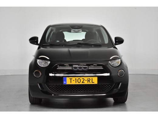 Fiat 500 Urban 42 kWh | 1e Eigenaar! | Navi By App | Clima | Cruise Control | DAB | Elektrische Ramen ActivLease financial lease