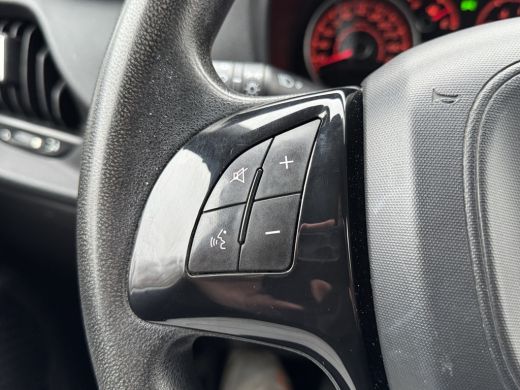 Fiat Dobl&ograve; Cargo 1.3 MJ L1H1 SX Trekhaak/Airco/Navigatie/PDC/Weinig KM! ActivLease financial lease