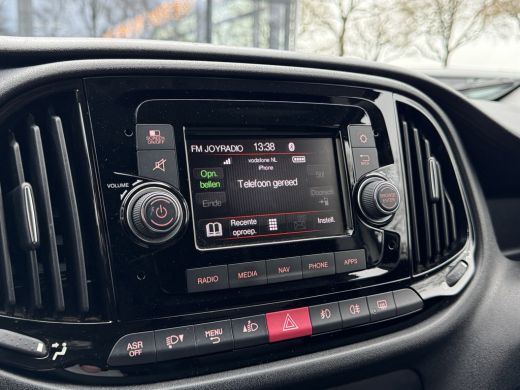 Fiat Dobl&ograve; Cargo 1.3 MJ L1H1 SX Trekhaak/Airco/Navigatie/PDC/Weinig KM! ActivLease financial lease