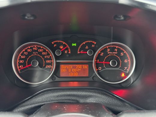 Fiat Dobl&ograve; Cargo 1.3 MJ L1H1 SX Trekhaak/Airco/Navigatie/PDC/Weinig KM! ActivLease financial lease