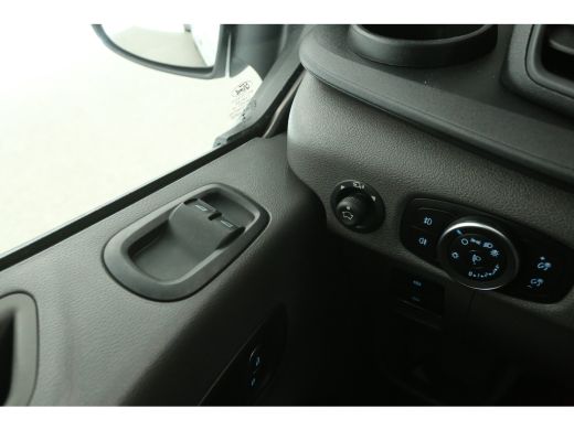 Ford E-Transit L3H2 Trend 89 kWh | 4,25 T + B-Rijbewijs | SOH 96% | Snelladen | Airco | Camera | Cruise | 3-Zits... ActivLease financial lease