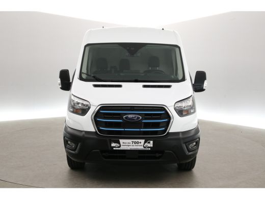 Ford E-Transit L3H2 Trend 89 kWh | 4,25 T + B-Rijbewijs | SOH 96% | Snelladen | Airco | Camera | Cruise | 3-Zits... ActivLease financial lease