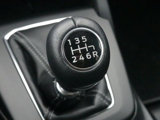 Ford Focus 1.0 EcoBoost Hybrid 125PK Titanium X | AGR-STOEL | STOEL+STUUR+VOORRUITVERWARMING | CAMERA | NAVI... ActivLease financial lease