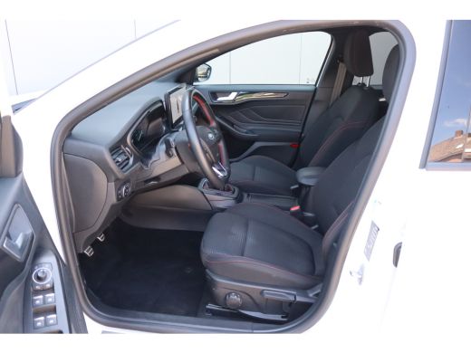 Ford Focus 125PK EcoB. Hybrid ST Line Gr.-Navi/Adapt.-cruise/Camera/Winter-pack ActivLease financial lease