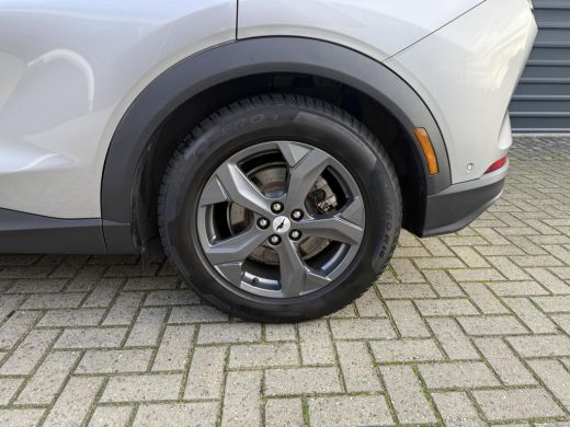 Ford Mustang Mach-E Mach-E Extended RWD 98 kWh |SOH 92.5%|incl,BTW|WLTP 610 km!! ActivLease financial lease