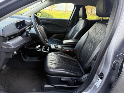 Ford Mustang Mach-E Mach-E Extended RWD 98 kWh |SOH 92.5%|incl,BTW|WLTP 610 km!! ActivLease financial lease