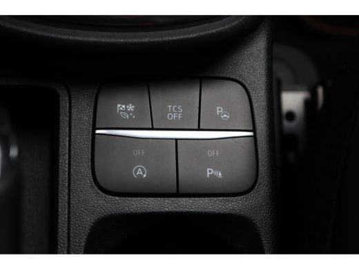 Ford Puma 125PK EcoB. Hybrid ST-Line X Navigatie/Camera/Elektr.-klep/Parkeerhulp ActivLease financial lease