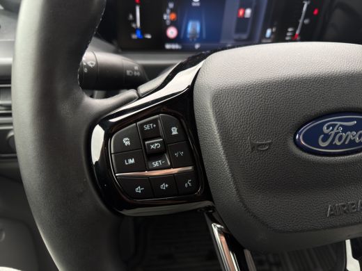 Ford Transit Custom 300 2.0 TDCI Sport Vol! | Trekhaak | 19 Inch LMV | Camera | ActivLease financial lease