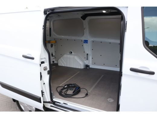 Ford Transit Custom 340 125PK EcoB. L1H1 PHEV Trend Winter-pack/Carplay-android/Camera+parkeerhulp ActivLease financial lease