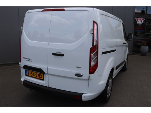 Ford Transit Custom 340 125PK EcoB. L1H1 PHEV Trend Winter-pack/Carplay-android/Camera+parkeerhulp ActivLease financial lease