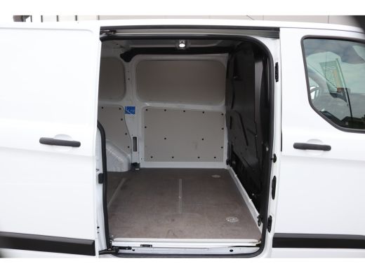 Ford Transit Custom 340 125PK EcoB. L1H1 PHEV Trend Winter-pack/Carplay-android/Camera+parkeerhulp ActivLease financial lease