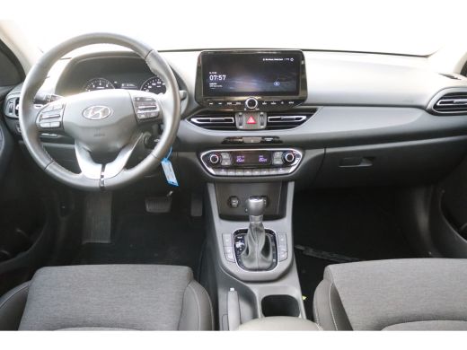Hyundai i30 Wagon 160PK T-GDi Hybrid Automaat Comfort Navigatie/Camera/Parkeerhulp/Winter-pack ActivLease financial lease