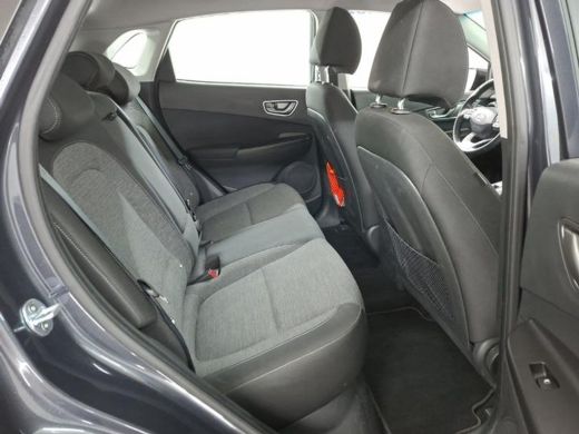 Hyundai Kona Aut. EV Comfort 64kWh | Navi | LMV | ActivLease financial lease