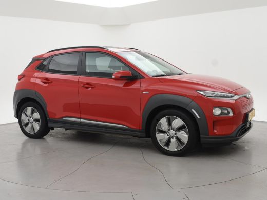 Hyundai Kona EV 64 kWh PREMIUM SKY 100% SOH + SCHUIFDAK | LEDER | STOELVENTILATIE | HEAD-UP | ADAPTIVE CRUISE ... ActivLease financial lease