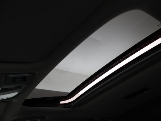 Hyundai Kona EV 64 kWh PREMIUM SKY 100% SOH + SCHUIFDAK | LEDER | STOELVENTILATIE | HEAD-UP | ADAPTIVE CRUISE ... ActivLease financial lease