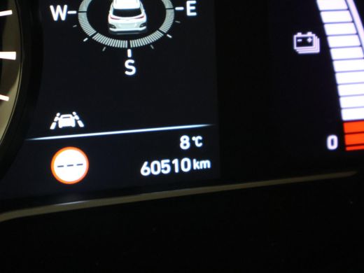 Hyundai Kona EV 64 kWh PREMIUM SKY 100% SOH + SCHUIFDAK | LEDER | STOELVENTILATIE | HEAD-UP | ADAPTIVE CRUISE ... ActivLease financial lease